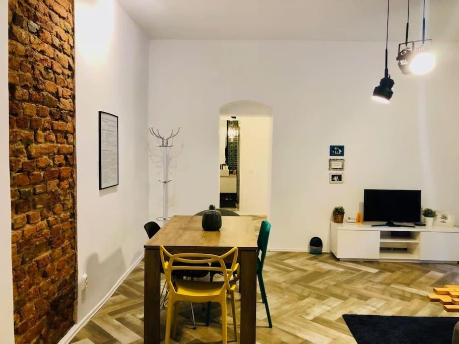 Joy City Stay Libertatii 9Mai 7 Timişoara Exteriör bild