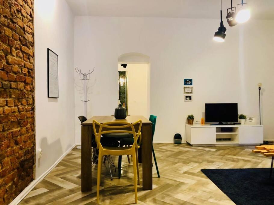 Joy City Stay Libertatii 9Mai 7 Timişoara Exteriör bild